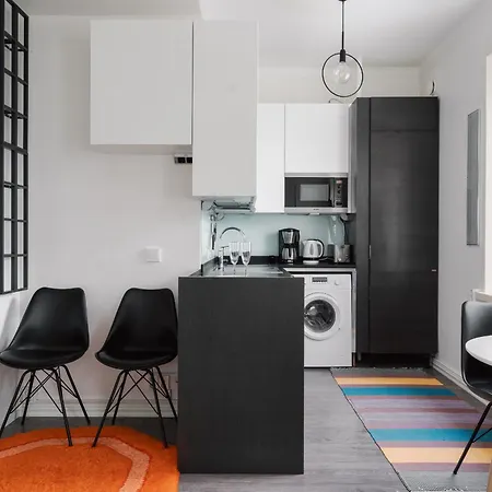 Apartman Cozy Renovated 1br In Center Helsinki