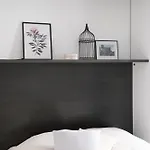 Cozy Renovated 1br In Center * Helsinki