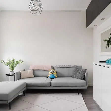 Modern & Renovated 1br In Center Helsinki