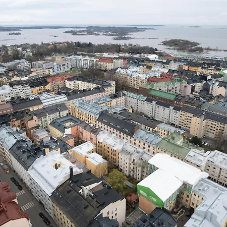 Modern & Renovated 1br In Center Helsinki