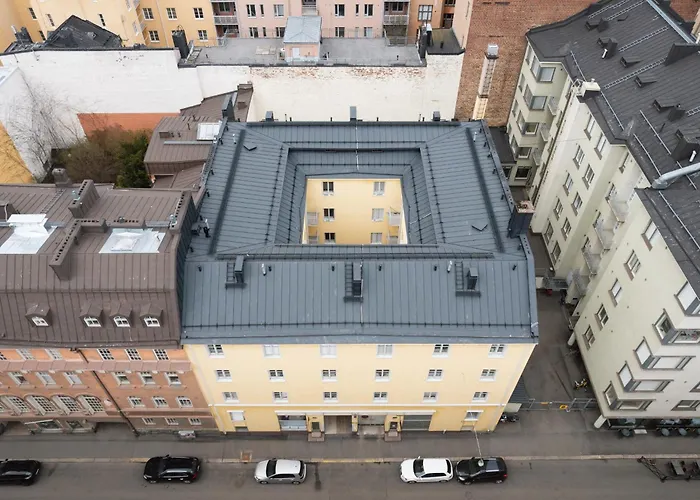 Cozy Renovated 1br In Center Apartment