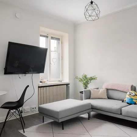 Modern & Renovated 1br In Center 公寓